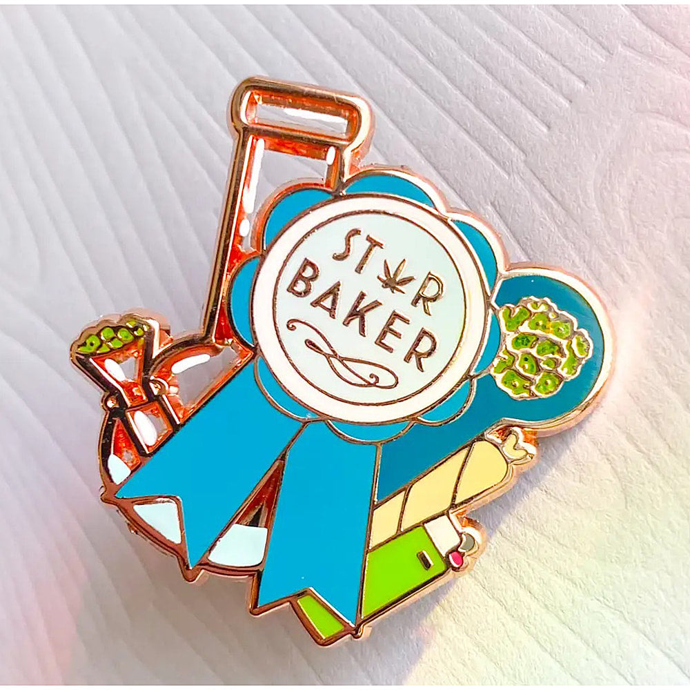 Star Baker with Weed - Enamel Pin - OO