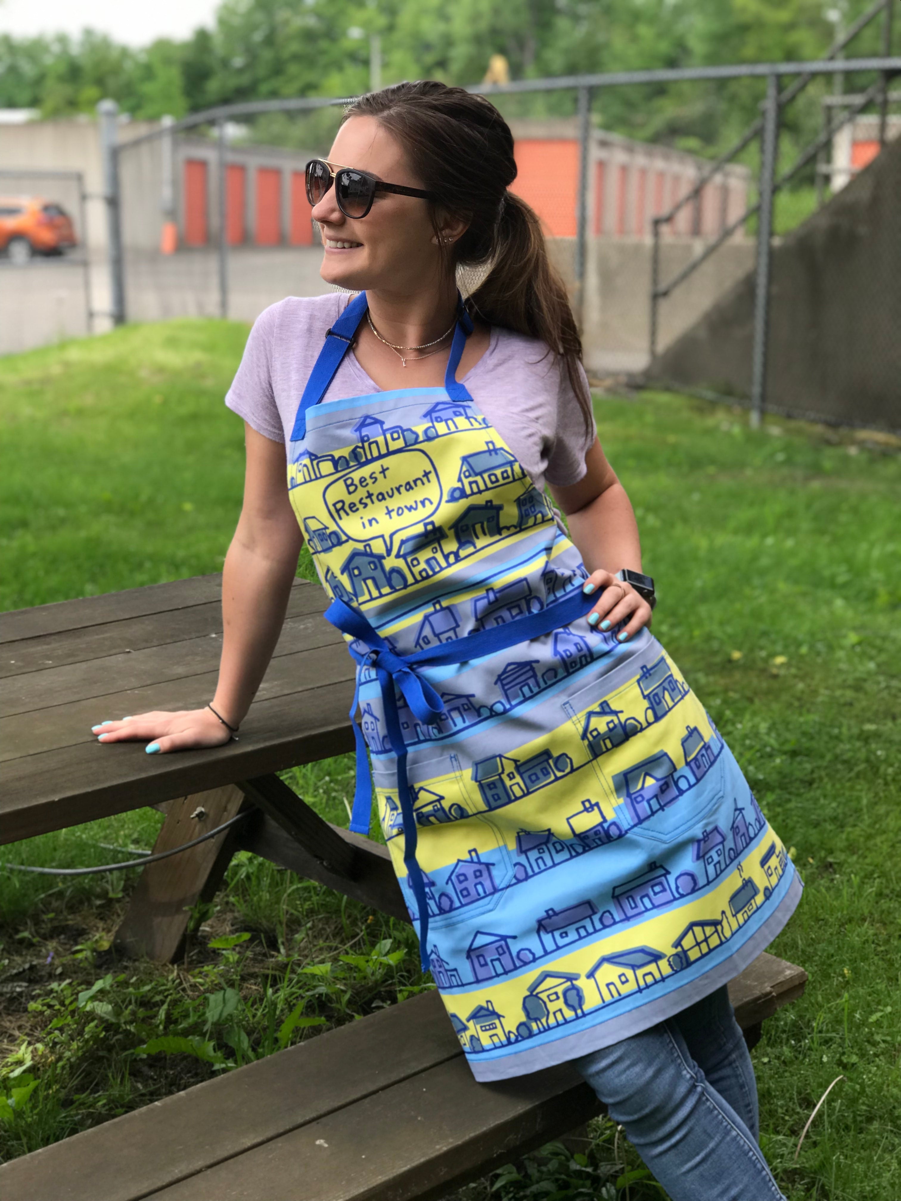 Blue Q Best Restaurant In Town Full Apron With Pockets