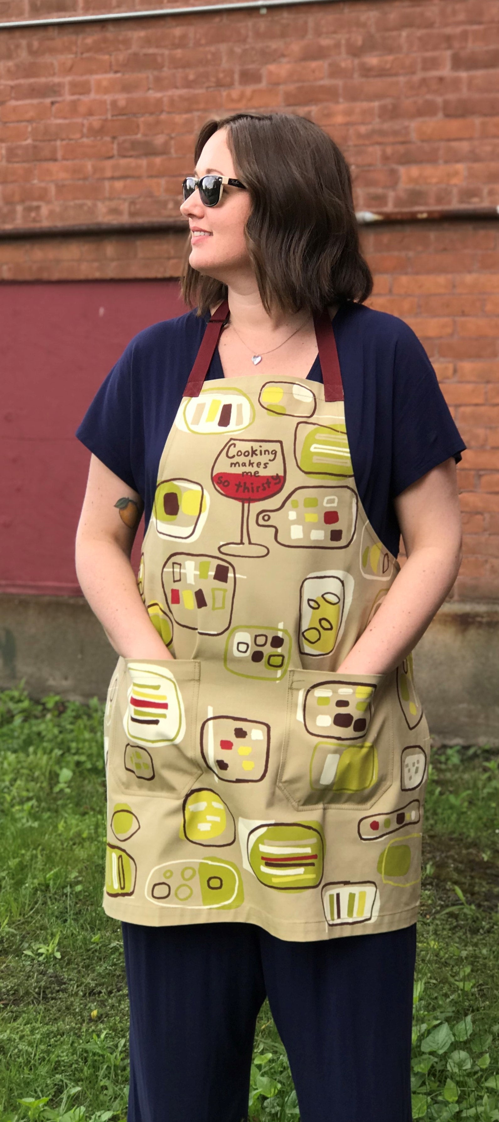 Blue Q Cooking Makes Me Thirsty Wine Full Apron With Pockets