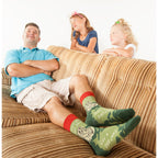 Blue Q Ain't No Bad Joke Like a Dad Joke MEN's Crew Socks